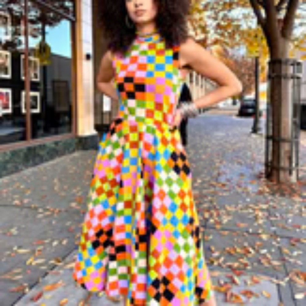 ISO (NOT FOR SALE) Nooworks Dahlia Dress in CARNIVAL Print Size L